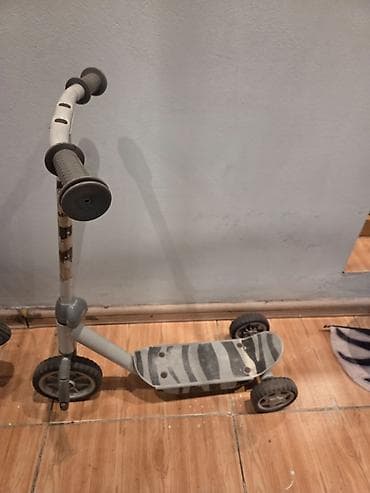 Uşaq velosipedləri: Velosiped ve samokat, ikisi bir yerde 70 man, samokat Britaniyadan — 2