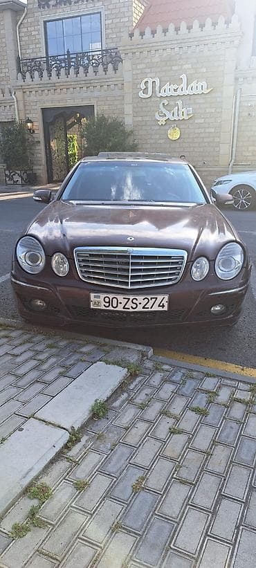 mercedes s600: Mercedes-Benz E 230: 2.5 l | 2008 il Sedan — 1