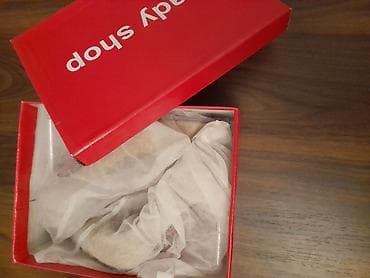 qızılı ayaqqabı: Parlaq qızılı rəngdə qadın stiletto tuflilər – Lady Shop - Model — 4