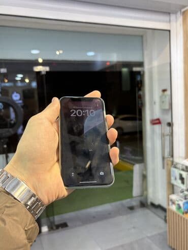 211 nömrə satışı: IPhone 11, 64 GB, Alpine Green, Face ID — 3