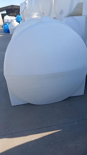 Şlanqlar: Bak, Plastik, 2000 l l, Yeni, Ünvandan götürmə — 3