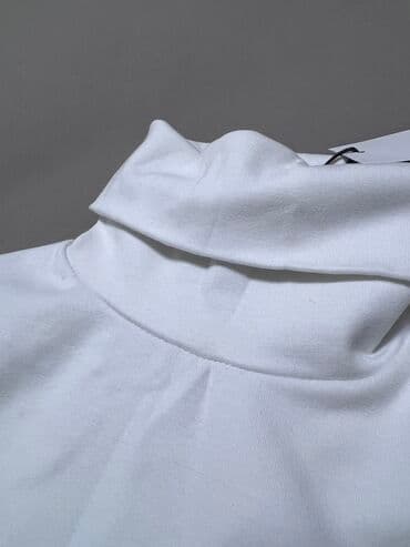 женские белые свитера: Stradivariusdan alınıb yendiir geyilməyib etiketi üstündədir,xs — 6