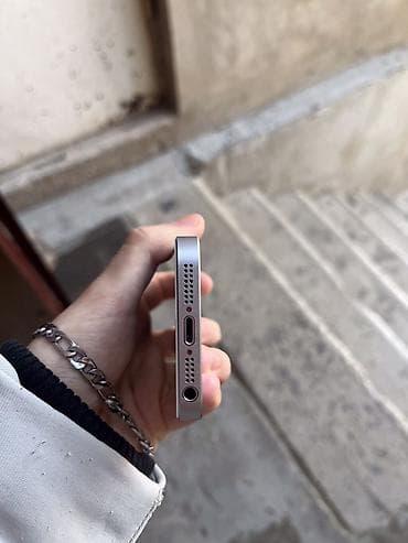 ayfon es 5: IPhone SE, 16 GB, Ağ, Barmaq izi — 10