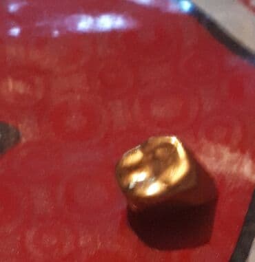 Zərgərlik dəstləri: Qızıl diş başlığı (kronoşka) - Material: sarı qızıl ərintisi — 1