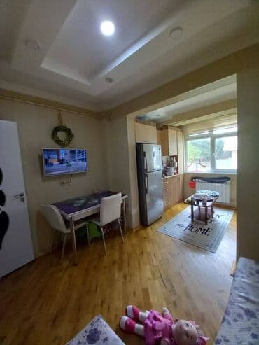 əhmədlidə 3 otaqlı evlər: Bakı, Əhmədli, 2 otaqlı, Köhnə tikili, m. Əhmədli, 70 kv. m — 6