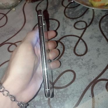 samsung j 10: IPhone 12, 64 GB, Qara, Face ID — 1