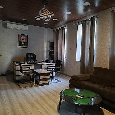 mebel fabrikləri: Icarəyə verilir – kiçik ofis sahəsi Ünvan: mərkəzi küçəboyu piyada — 10