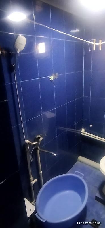duşa kabin: Sanitar qovşaq – duş və tualet dəsti - Tam kafelli sanitar qovşaq — 2