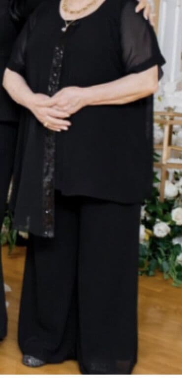 Digər qadın geyimləri: Dalida — 2