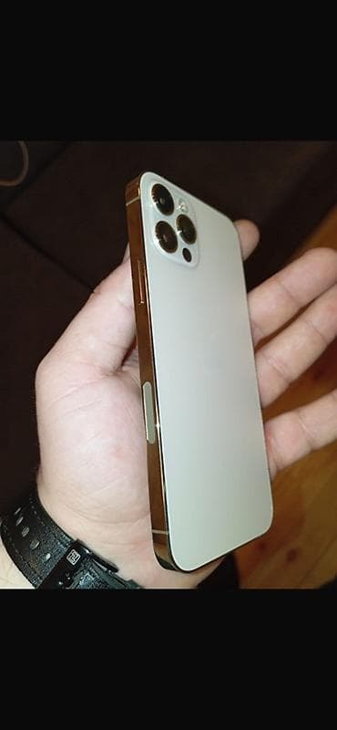 54 ekran tv: IPhone 12 Pro, Qızılı, Face ID — 2