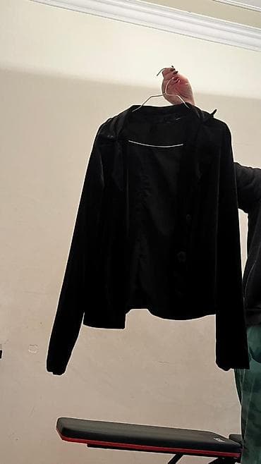 Qadın samta dəst – qara rəngdə - Material: yumşaq, parlaq samta