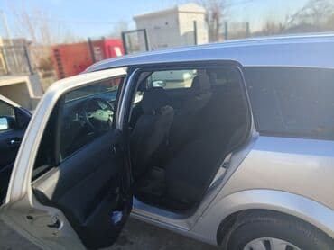 vito 651 motor: Opel Astra: 1.3 l | 2007 il 325469 km Universal — 10