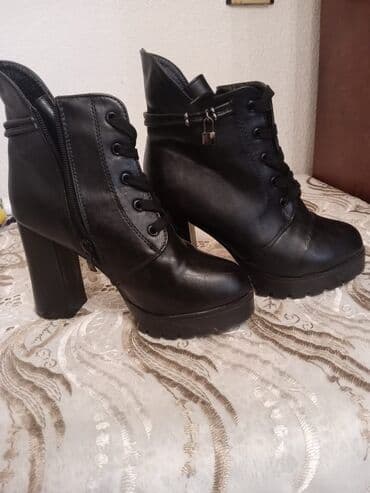 qadınlar üçün demisezon zamşa botfortlar: Ölçü: 36, rəng - Qara, Yeni — 1