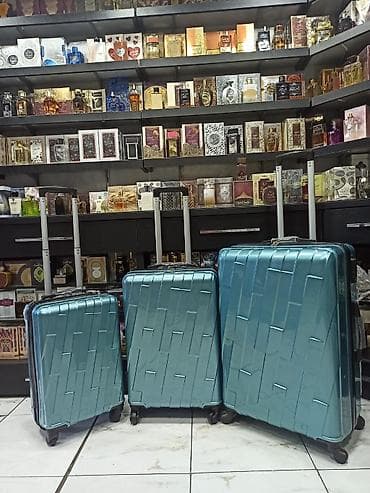 Sərt korpuslu çamadan dəsti – 3 ölçü - Material: Yüngül və dayanıqlı