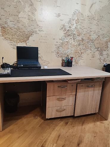 İşlənmiş, İşçi üçün, Dördbucaq masa