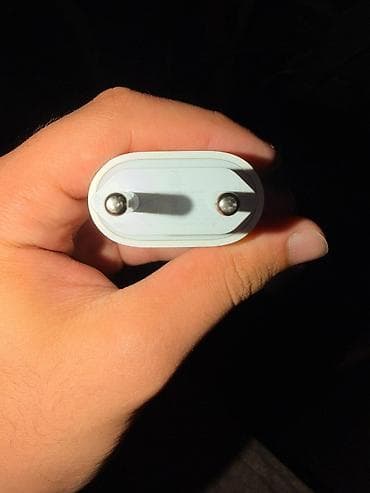 adapter apple: Adapter Apple, 20 Vt, İşlənmiş — 2