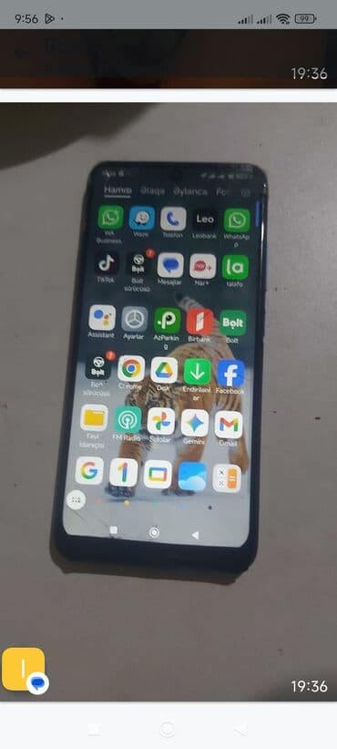 Ela işləyir sadəcə üz şüşəsi sensor şüşəsi çartdı 25 man xərci var