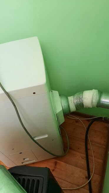 su ilə işləyən kondisioner: Məhsullar: 1) Şüşə akvarium (ağ çərçivə) - Ölçülər: uzunluq 40 sm, en — 3