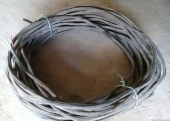 4 luk kabel qiymeti: Kabel 100 metr.1metri 1.5 AZN — 2