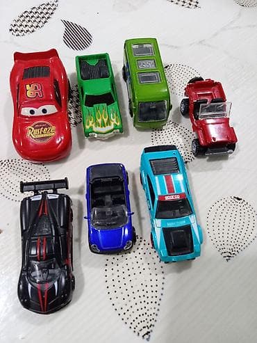 ev masin: Model maşınlar 1:24,lisenziyalı,həm təzələri var həmi işlənmiş və hər — 3