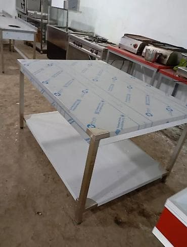 Nerjaveyka Masalarin ve Restoran Avadanliqlarin Hazirlanmasi, Her