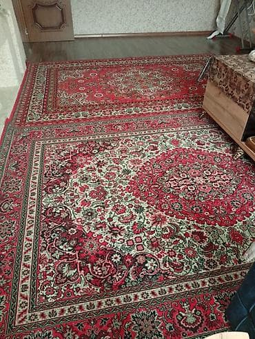 qedimi xalcalar: 2 ədəd Qırmızı əsaslı klassik naxışlı xalça - Rənglər: qırmızı, krem — 1