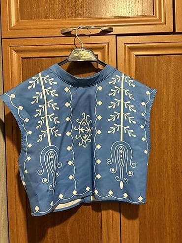 desd paltarlar: Milli naxışlı iki hissəli dəst - Rəng: göy, üzərində ağ ornamental — 3