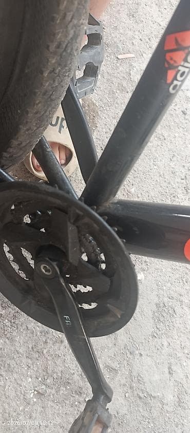 velosiped kameri: MTB tipli velosiped - Çərçivə: qara rəngli, idman üslubunda dizayn - — 2