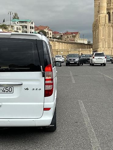 afdobus satiram dizel: Mercedes-Benz Viano, ağ rəng, 7 yerlik rahat salon. Texniki və — 8