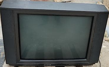 ekran böyüdücü: Kineskop (CRT) televizor - Ekran: təxminən 29–32 düym, geniş korpus — 1