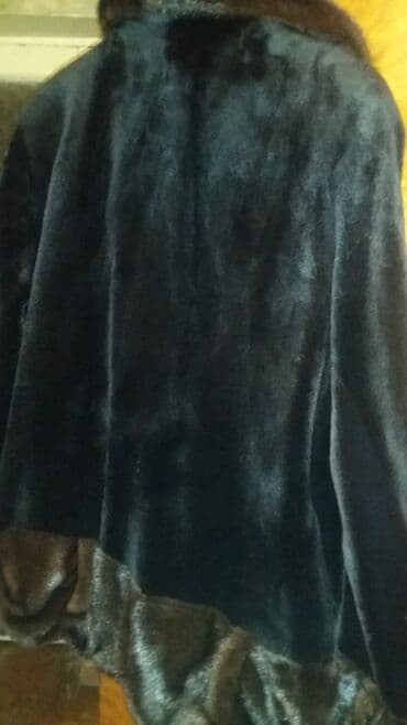 qadınlar üçün xəz palto: Норковый черный полушубок — 5