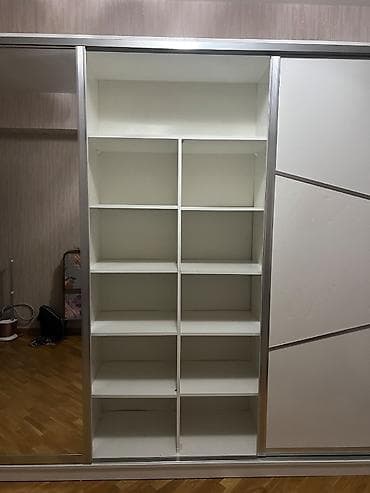 şkafı: İşlənmiş, 3 qapılı, Güzgülü, Ağ, Digər material, Kupe, Düz dolab — 4