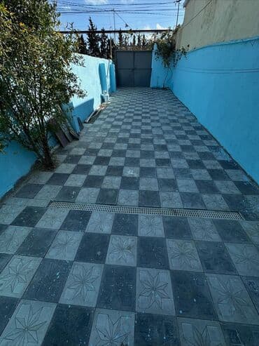 qubada evlər: Xırdalan şəhəri 119 nömrəli marşrutun astanovkasina yaxın ərazidə 1.7 — 2