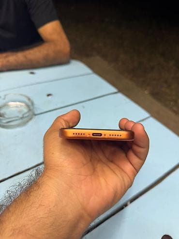 irşad 17 pro max: IPhone 17 Pro, 256 GB, Narıncı, Simsiz şarj — 3