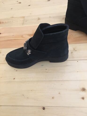 qadın bot: Ölçü: 40, rəng - Qara, İşlənmiş — 1