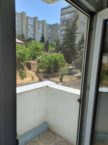 maştağada satdıq evlər: Bakı, 3 otaqlı, Köhnə tikili, m. Xalqlar Dostluğu, 75 kv. m — 9