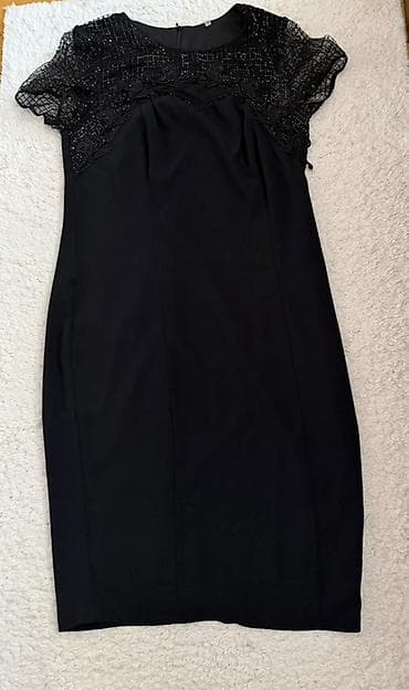 Qadın geyimi – qara kokteyl/libas - Model: Dizə qədər uzunluqda düz