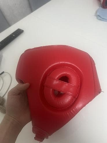 Dəbilqələr: Xaricden getizdirilib orginaldır.Wesing brendinin qırmızı rəngli döyüş — 2