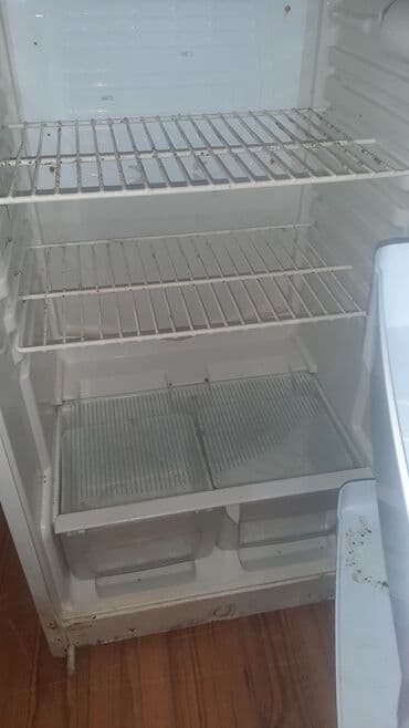 Другая техника для кухни: Б/у 2 двери Indesit Холодильник Продажа, цвет - Белый — 2