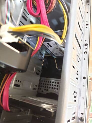 lga 1151: Xüsusiyyətləri: Case adı-Striker Ana plata-Asrock H61M-VG3 LGA 1155 — 8