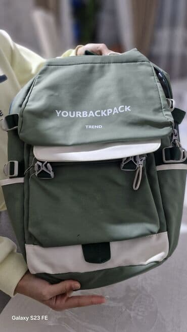 Məhsul: YOURBACKPACK Trend bel çantası - Rəng: zeytun-yaşıl, ağ