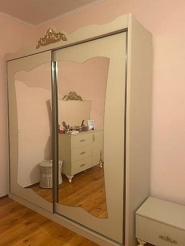 sir sekilleri: İkinəfərlik çarpayı, Dolab — 5