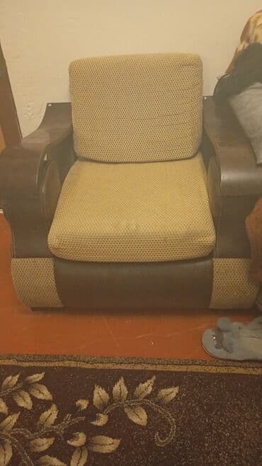 İşlənmiş, Kreslo, Parça, Kredit yoxdur, Çatdırılma yoxdur