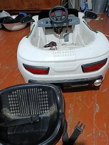 uşaq kolyaska: Uşaq elektromobili – kabriolet dizayn - Rəng: ağ/qara detallarla — 6