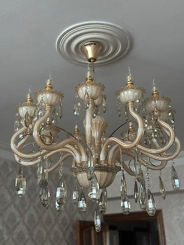 lyustralar 2022: Çılçıraq — 1