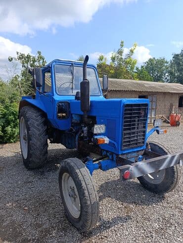 təkər traktor: Kənd təsərrüfatı üçün universal təkərli traktor mtz80 - Rəng: mavi — 1