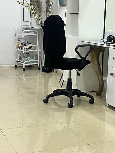 Ofis/kosmetologiya üçün təkərli iş kreslosu - Rəng: qara - Yumşaq