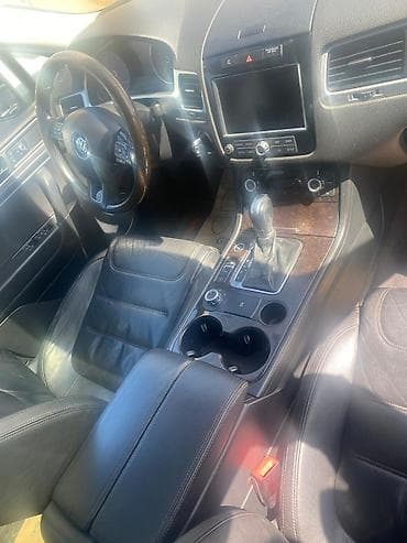 xezer lada lizing: Volkswagen Touareg: 3.6 l | 2010 il Krossover — 4