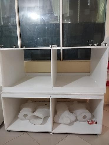 market vitrin: Mağaza üçün vitrində və anbarda istifadə oluna bilən ağ rəngli modul — 2
