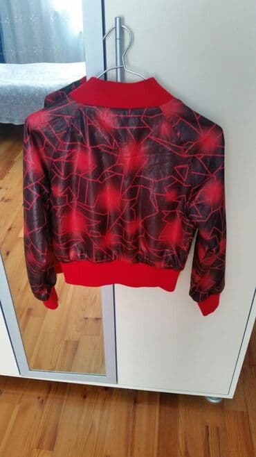 ust geyimler: Yaz-payız ucun.7-12 yawli qiz ucun.bundan 1 razmer kicik ölcüde de — 1